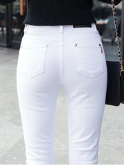 Chic and Comfortable: Women's Skinny Flare Jeans