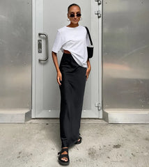 Effortlessly Elegant: The Trumpet Skirt